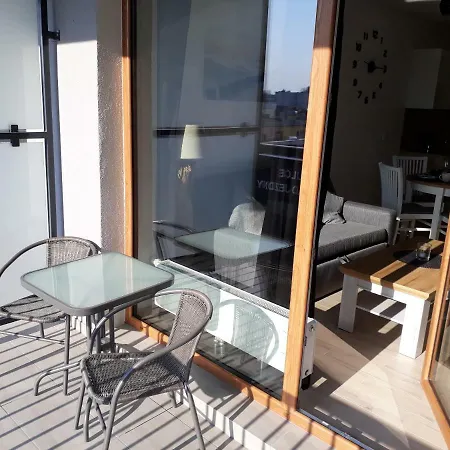 Oliwka Z Prywatnym Miejscem Postojowym * 科沃布热格