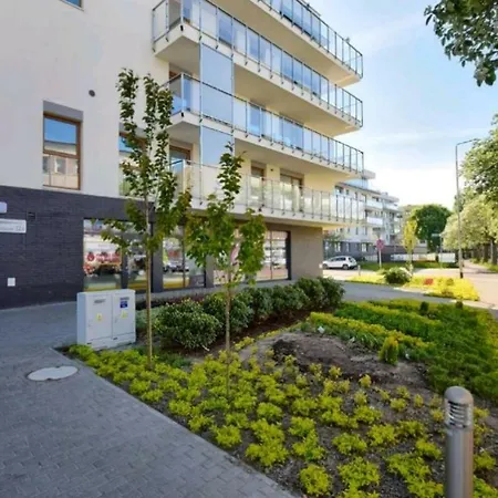 Oliwka Z Prywatnym Miejscem Postojowym * كولوبرزيغ